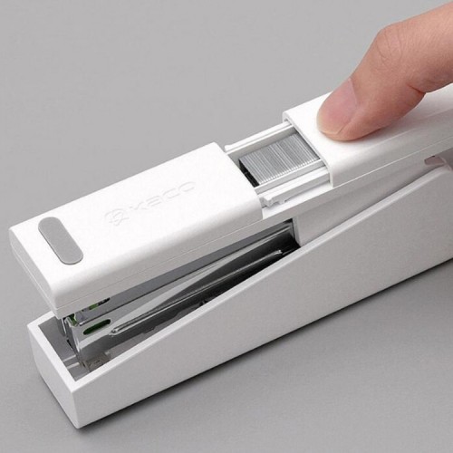 Corchetera Blanca de Escritorio Kaco