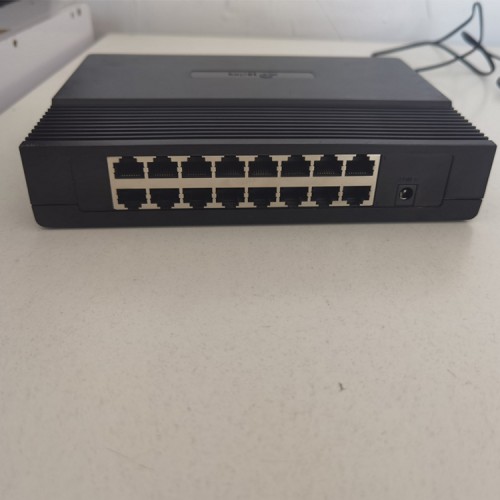 SALDO *** Switch de red 16 puertos RJ45 Lan TP-Link USADO