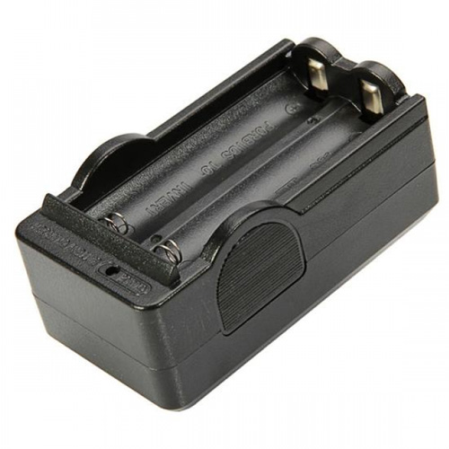 Cargador para 2 pilas batería recargable 18650 3.7V 0.5A Cargador para 2 pilas batería recargable 18650 3.7V 0.5A