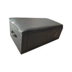 Cajon de Pilates para Reformer Netexpertos, vista frontal con manilla, fondo blanco